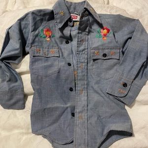 Vintage Levi girls blouse with embroidered flowers